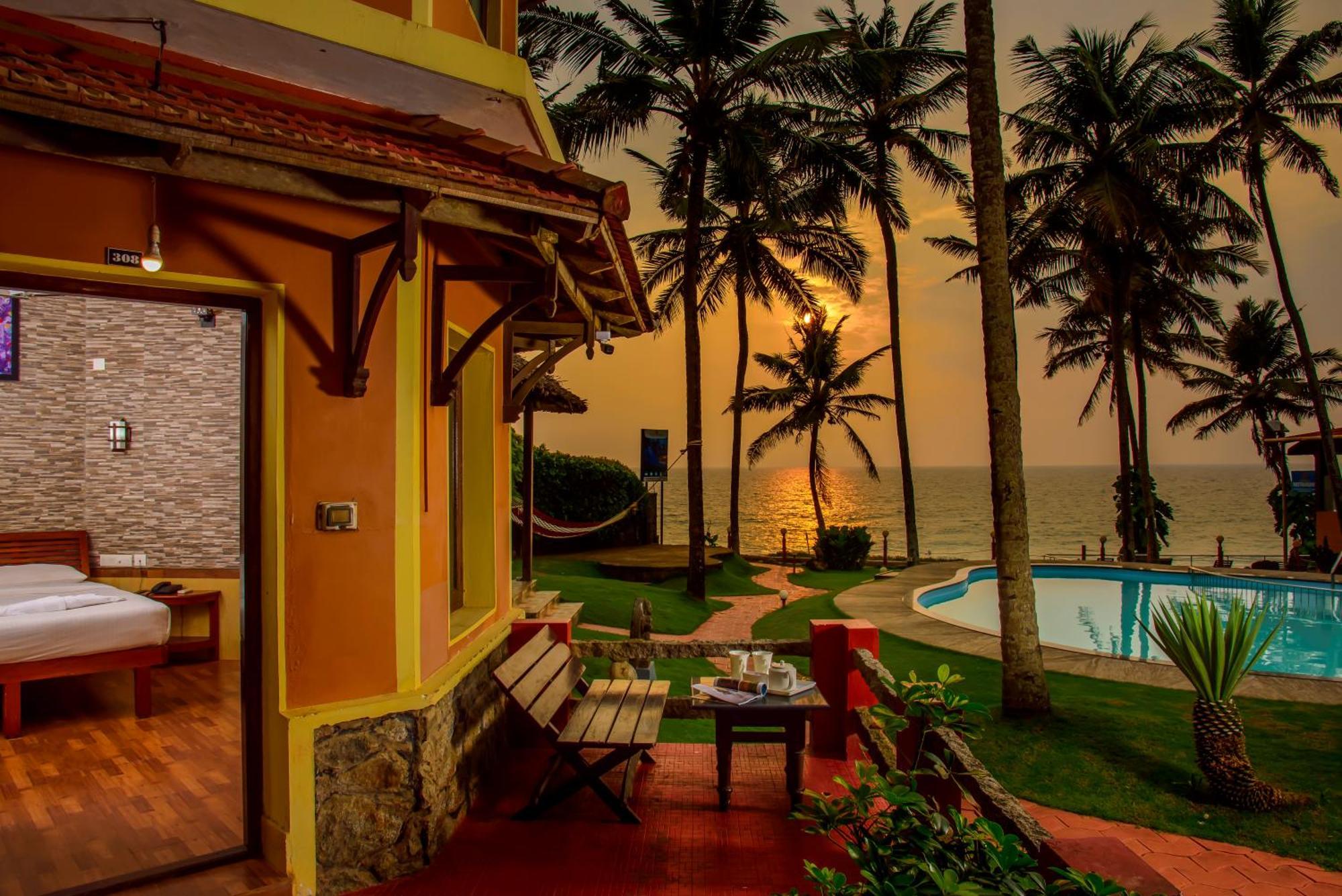 Resort Krishnatheeram Ayur Holy