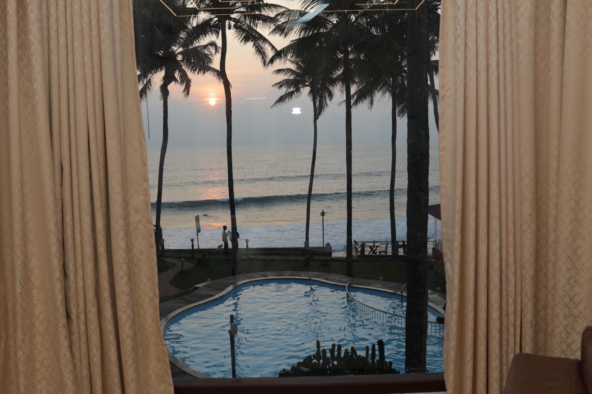 Krishnatheeram Ayur Holy Varkala