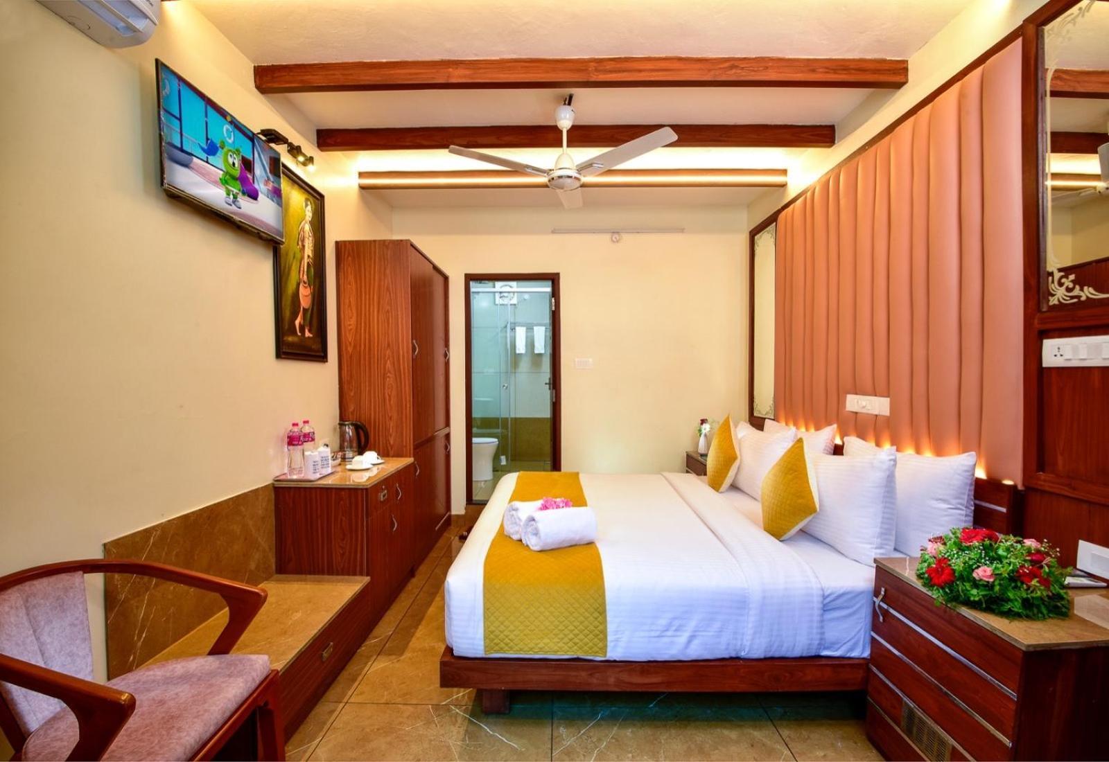 Krishnatheeram Ayur Holy 3*
