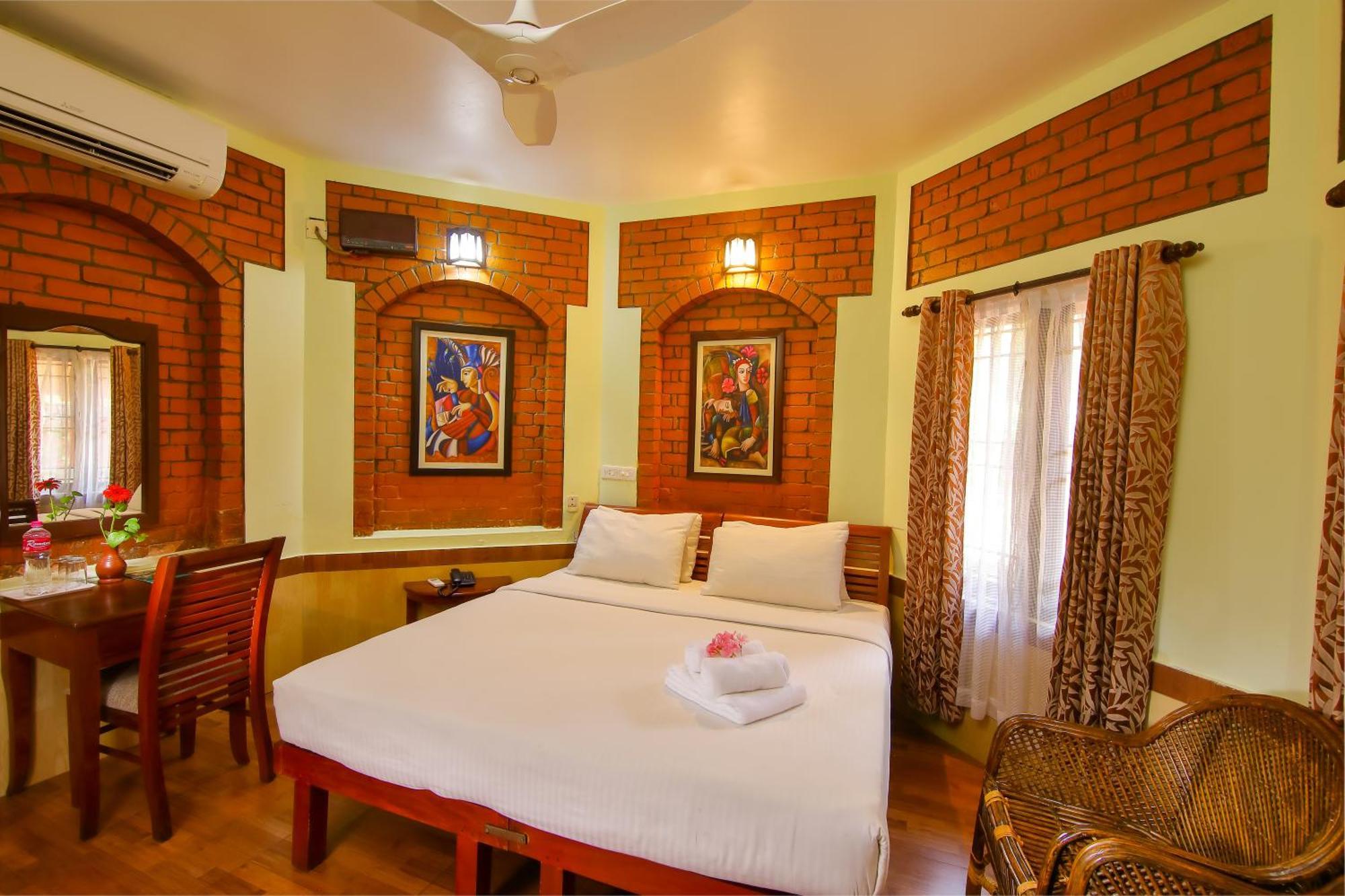Resort Krishnatheeram Ayur Holy